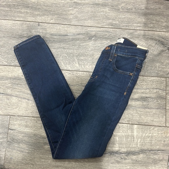 NEW • Madewell • Women’s 9" Mid-Rise Skinny Jeans in Patty Wash Dark Blue 24 25 - Picture 3 of 5